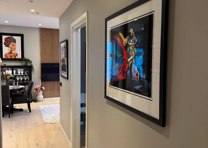 Centre, Fantastic, New Apartment