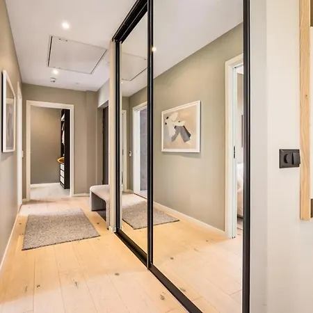 Centre, Fantastic, New ベルゲン