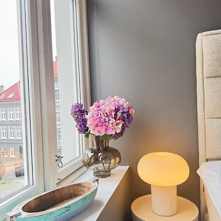 Centre, Fantastic, New