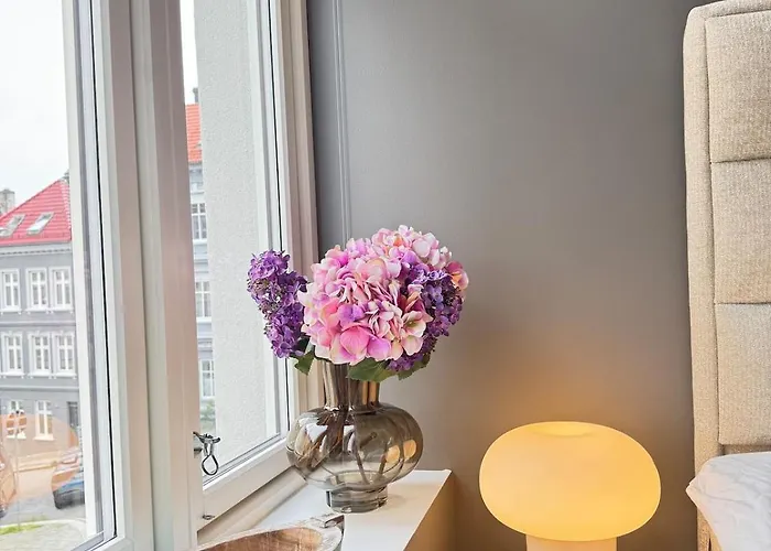 Centre, Fantastic, New