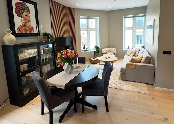 Centre, Fantastic, New