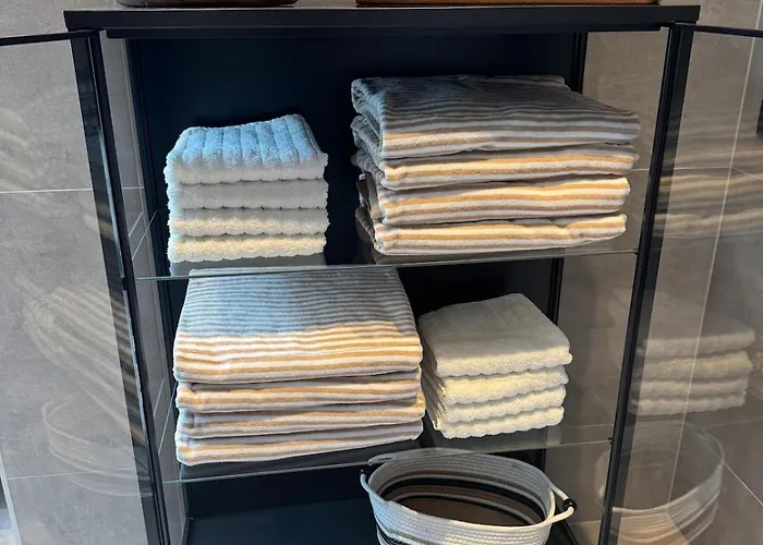 Centre, Fantastic, New Μπέργκεν